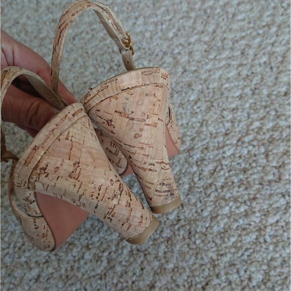 Stuart Weitzman Cork Slingback pump heels size 8 - Picture 9 of 12